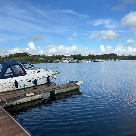 Luxury 3 Bed Overlooking River Erne Marina Dom wakacyjny Belturbet