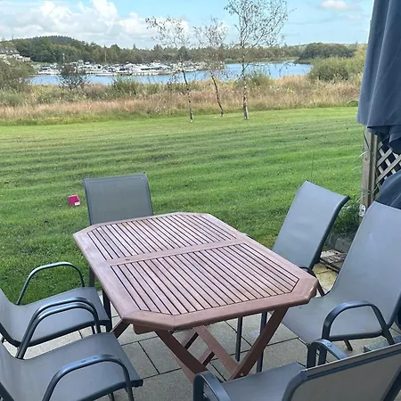 Luxury 3 Bed Overlooking River Erne Marina Nyaraló *